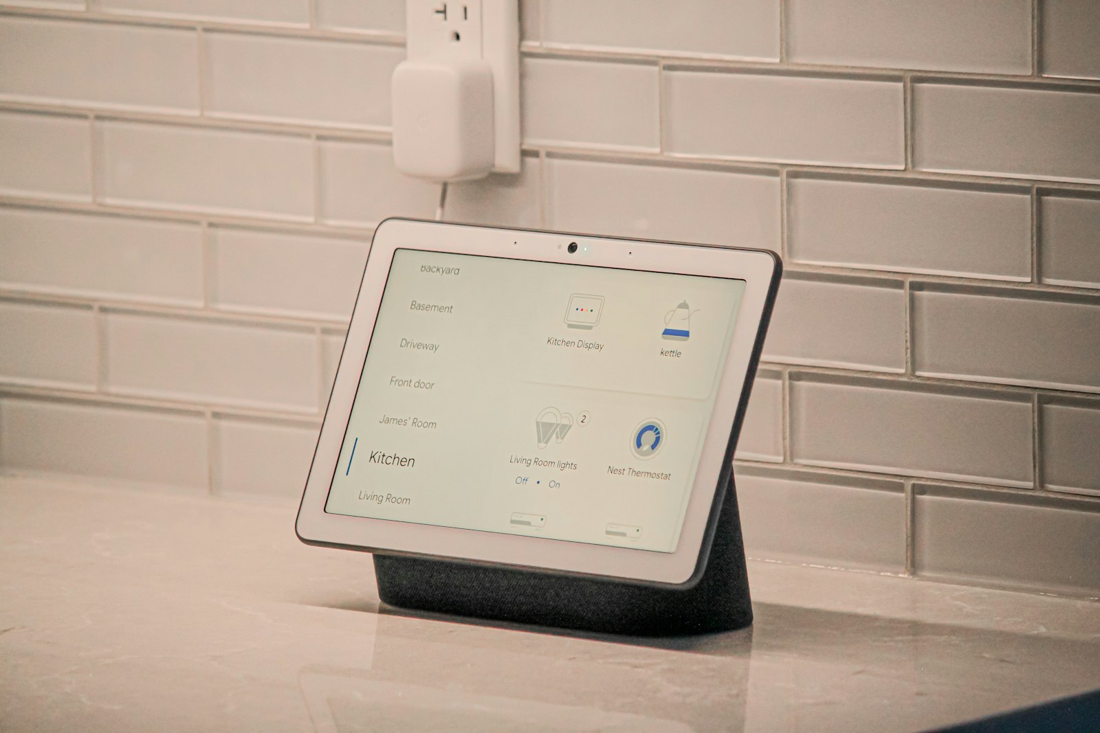 Smart home tablet control screen