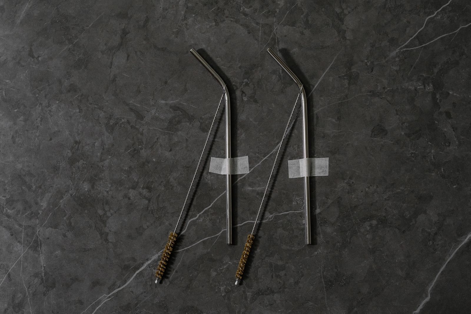 Reusable stainless steel straws with cleaning brushes